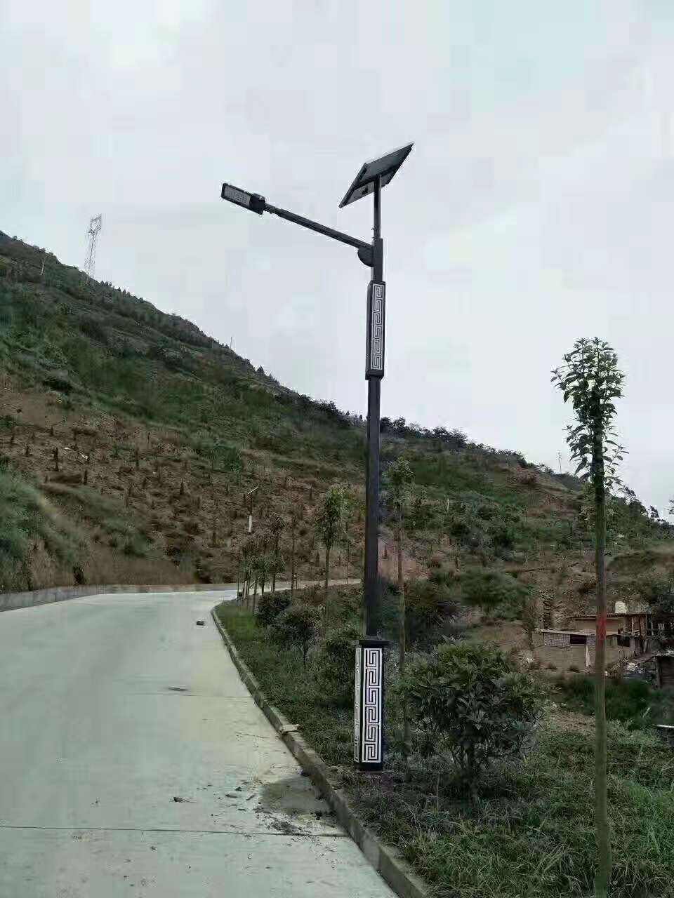 襄阳仿古太阳能路灯